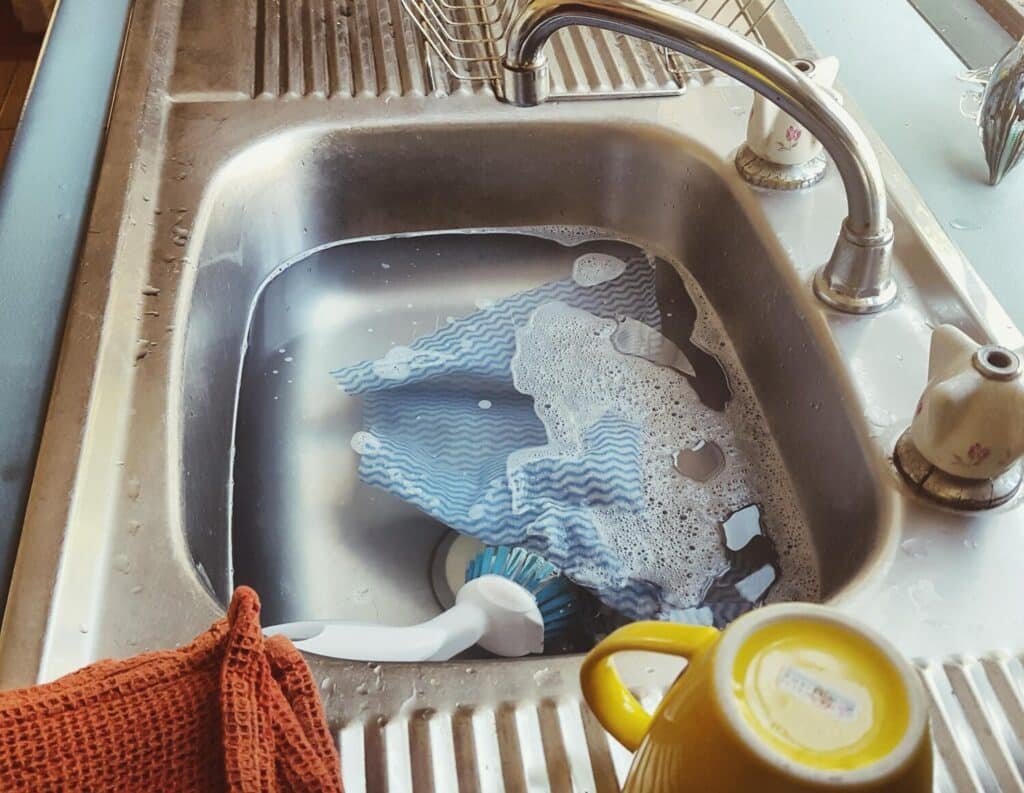 high angle view fabric sink 1048944 1080198